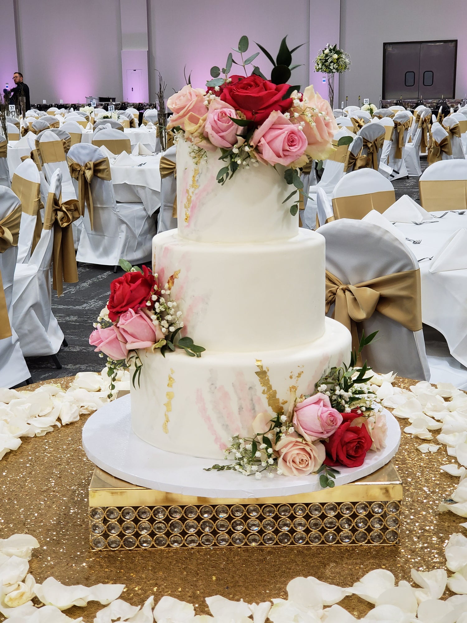 the best local owned & operated family bakery home made from scratch